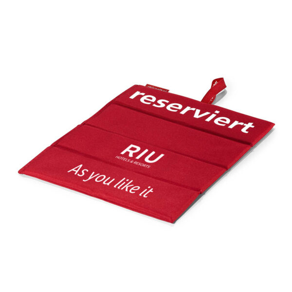 Coussin « reserviert » (réservé)